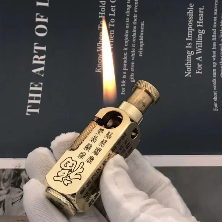 Vintage Trench Lighter 