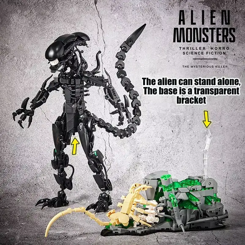 Alien Action Figure Building Set 